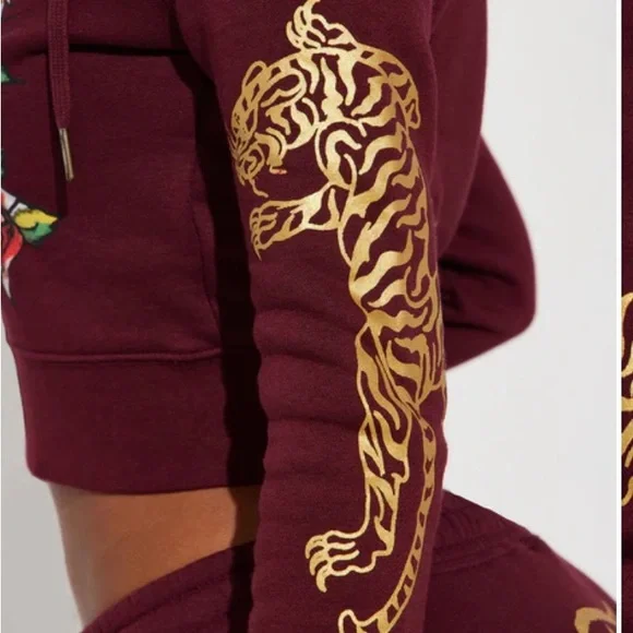 Ed Hardy Maroon Joggers w/ Hoodie with Tiger Print - Picture 7 of 10